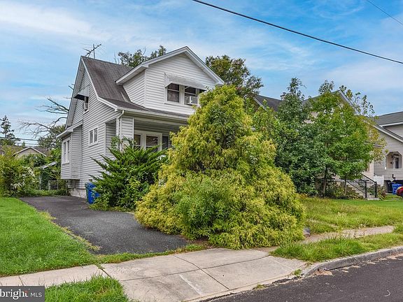 2nd image of 2909 Chesley Ave