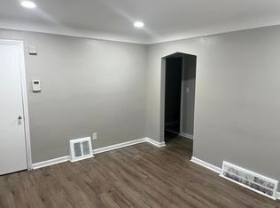 21612 Pembroke Ave, Detroit, MI 48219
