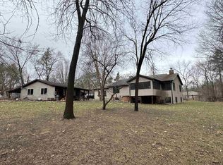 745 W Golf Course Rd, Brodhead, WI 53520