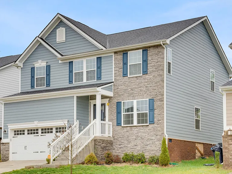 2074 Morton Dr — Photo 3