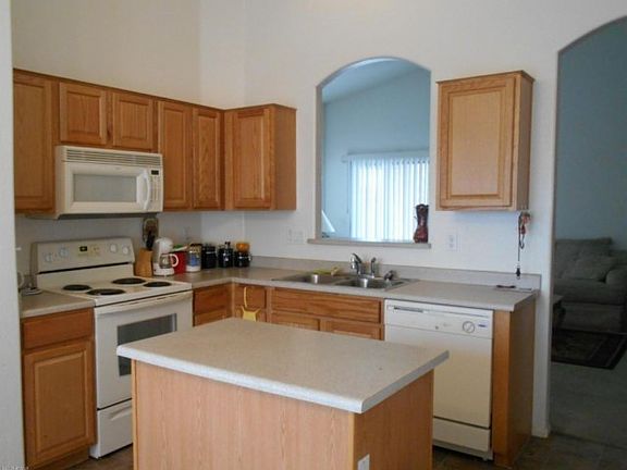 5th image of 4940 W Burgess Ln