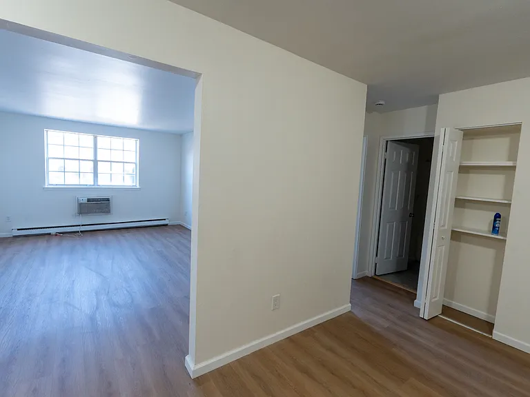 5303 Harding Hwy #301 — Photo 2