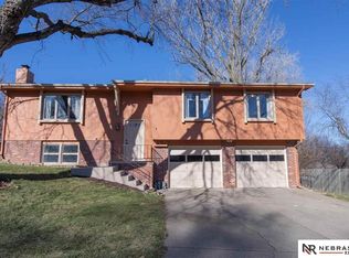 3106 Joann Ave, Bellevue, NE 68123