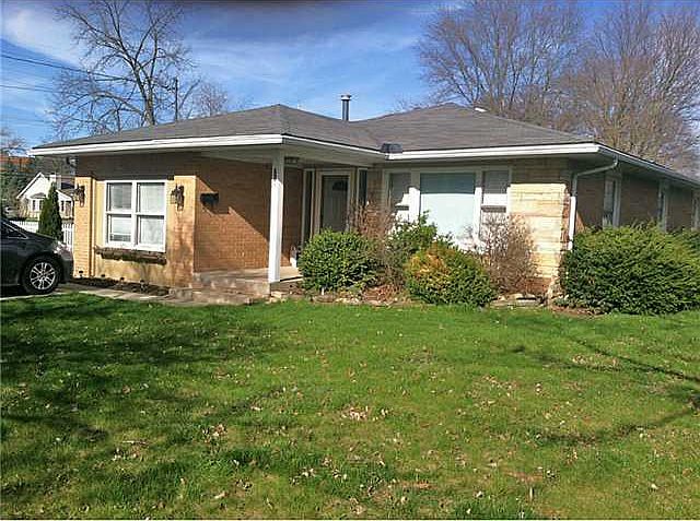 1st image of 219 Crim St