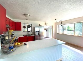 646 Riverside Ave, Mancos, CO 81328