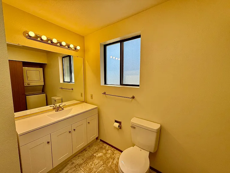 3328 165th Pl SW #B — Photo 11