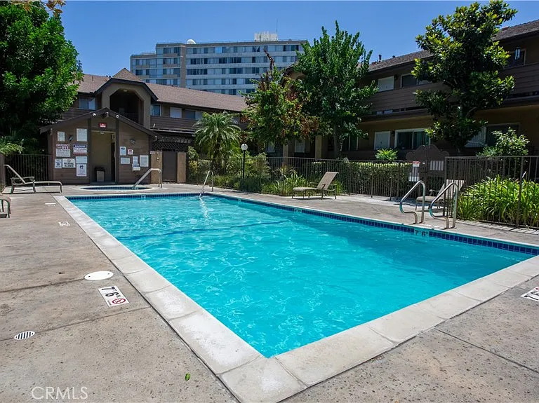 14835 Sherman Way #3 — Photo 14