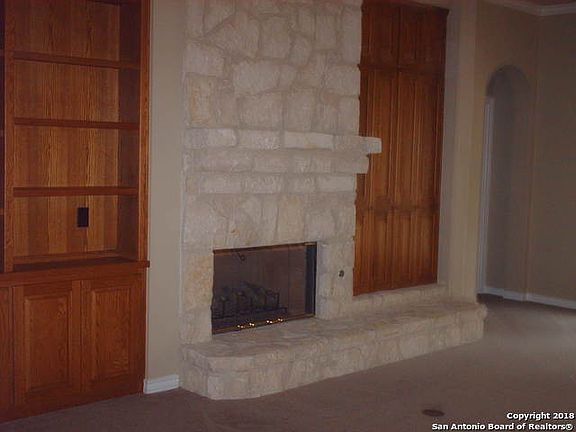 3rd image of 18410 Emerald Oaks Dr