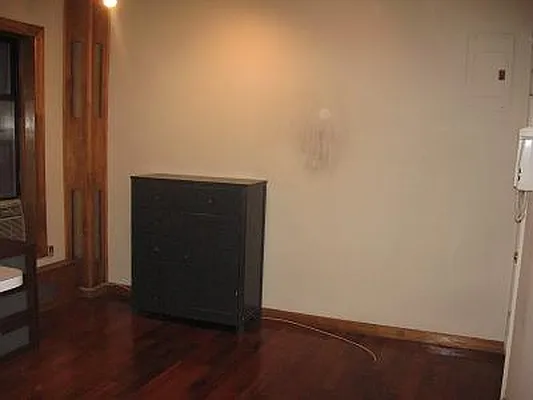 Rented by Baruch Investors | media 10