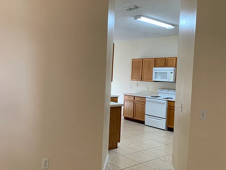 48 Cordona Dr — Photo 81