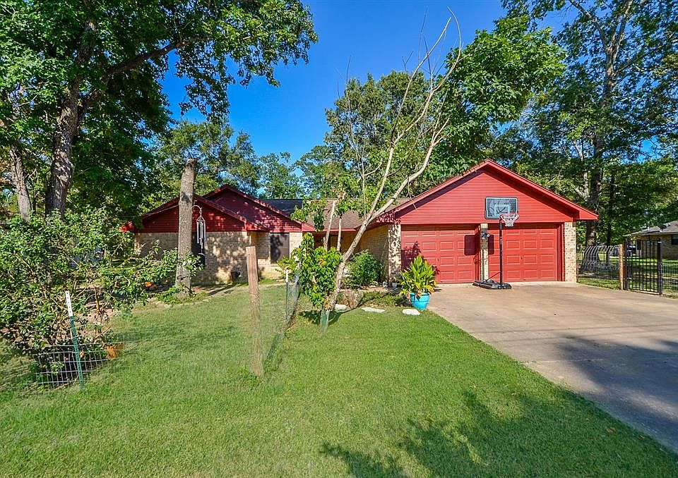 1st image of 13806 Oak Forest Ln