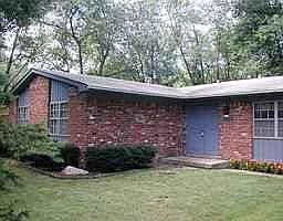 1st image of 8436 N Winthrop Ave