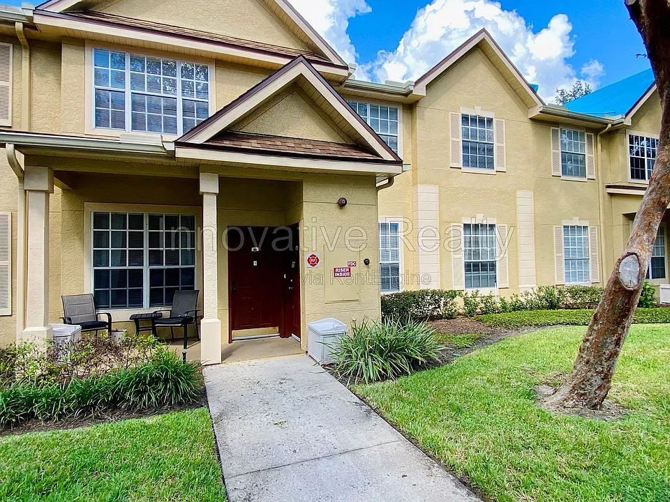 823 Grand Regency Point #201