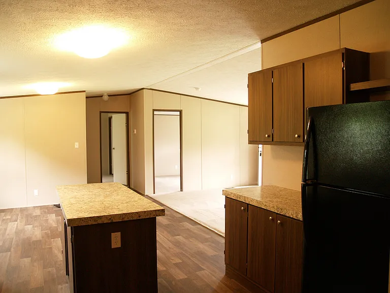 162 Brandenburg Dr — Photo 7