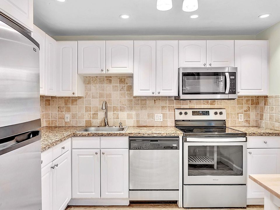1st image of 2751 N Palm Aire Dr #104