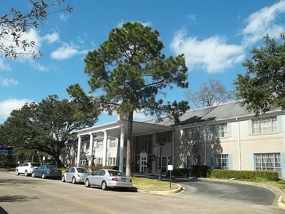 The Prestigious Barclay Condominium
