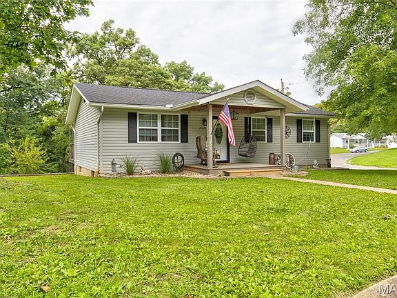 3rd image of 15337 Jeffrey Ln