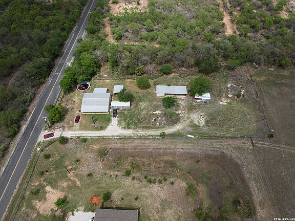 4th image of 14090 Ted Williams Rd