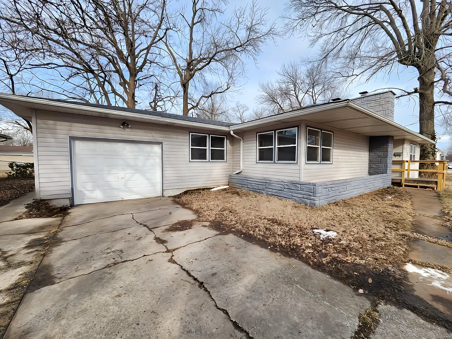3303 Johnson Rd photo 1