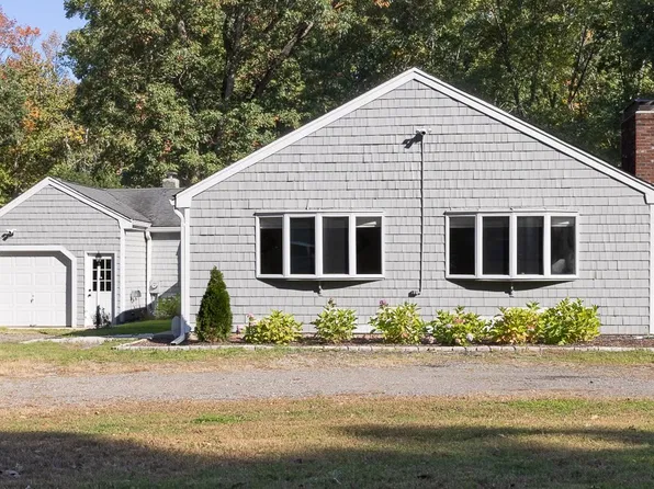 172 Holliston St, Medway, MA 02053