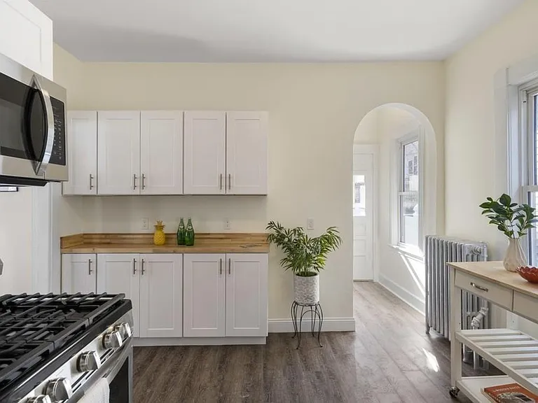 30 Clayton Ave #1 — Photo 10