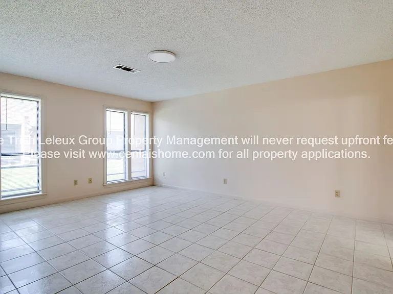 346 Windermere Blvd — Photo 9