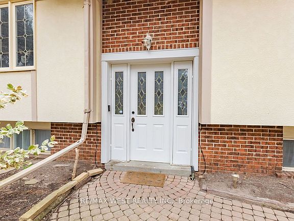 2nd image of 12777 Mississauga Rd