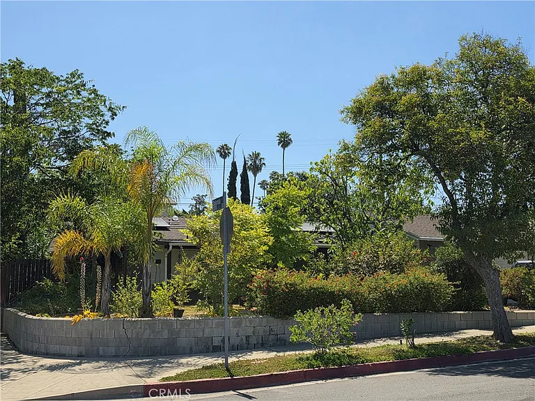 5446 Irondale Ave — Photo 29