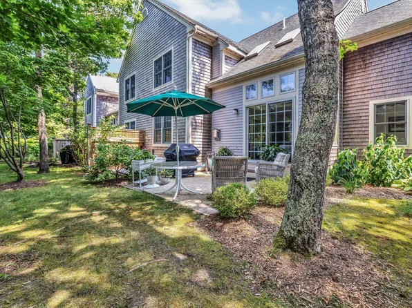 26 Gold Leaf Lane, Mashpee, MA 02649