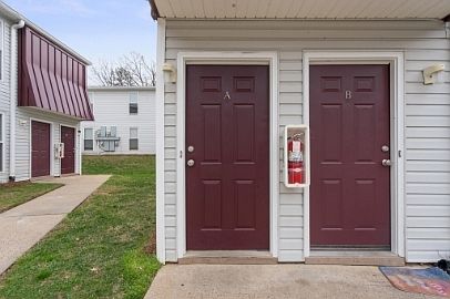 2nd image of 4600 Central Ave #15230302