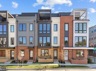 2605 Fall Line St, Alexandria, VA 22301