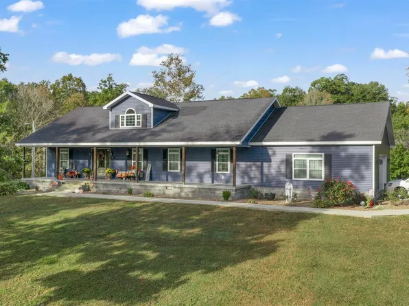 24 Nora Mae Ln, Beechmont, KY 42323