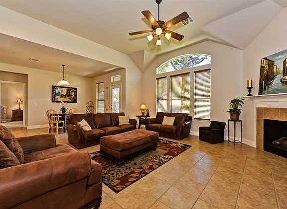 4th image of 2702 Corabella Pl