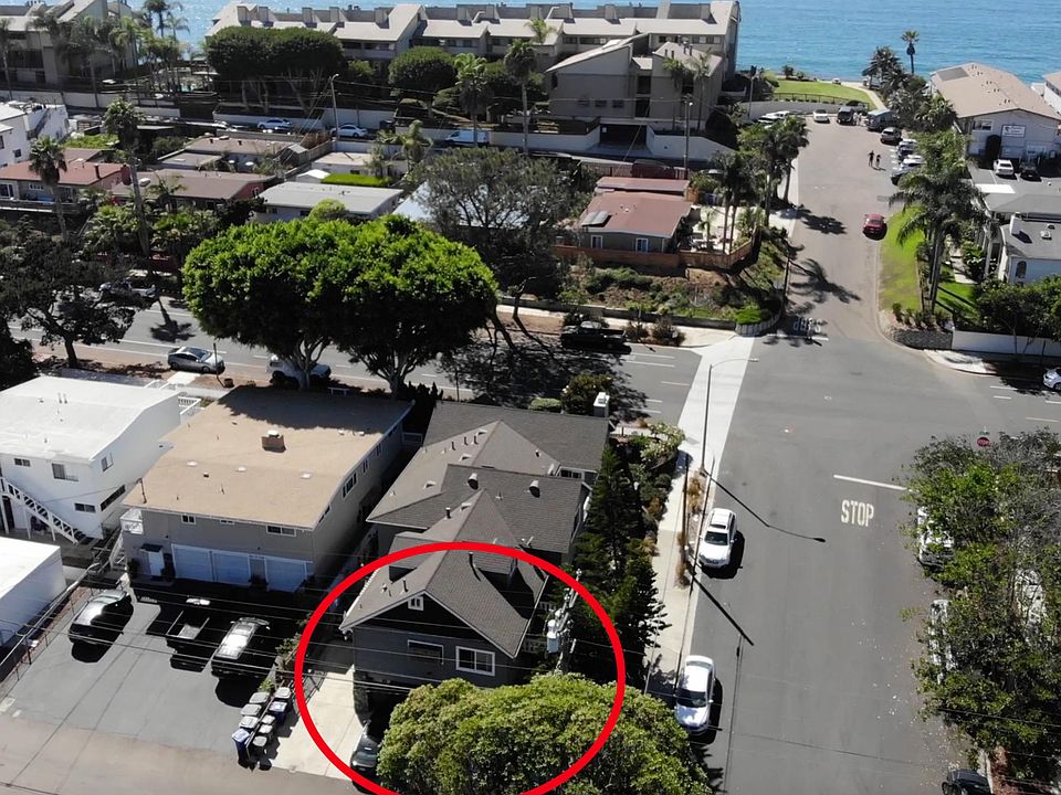 See every sunset meet the horizon, only a short two blocks to the bluff!