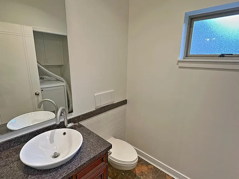 8561 Seascape Ln — Photo 15