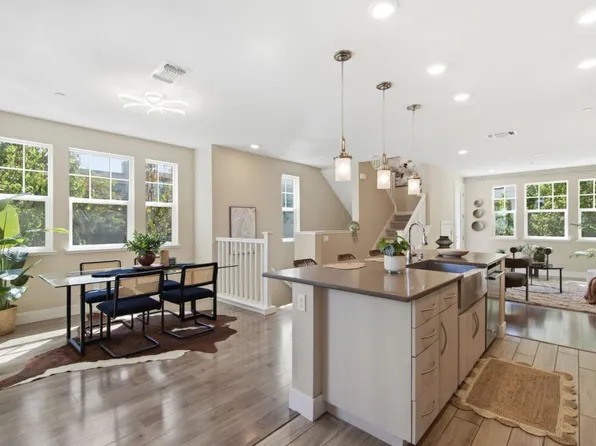 350 Circuit Way, Mountain View, CA 94043