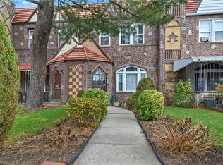 11589 222nd St, Cambria Heights, NY 11411