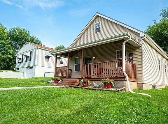 2nd image of 3220 Doniphan Ave