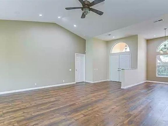 5th image of 4737 Sweetmeadow Cir