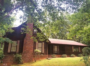 170 Huckleberry Ln, Ellenwood, GA 30294