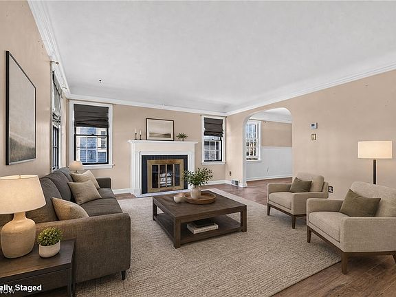 5th image of 65 Arlene Ave