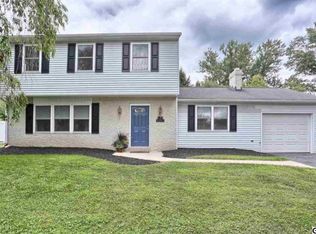 10 Laurel Dr, Mechanicsburg, PA 17055