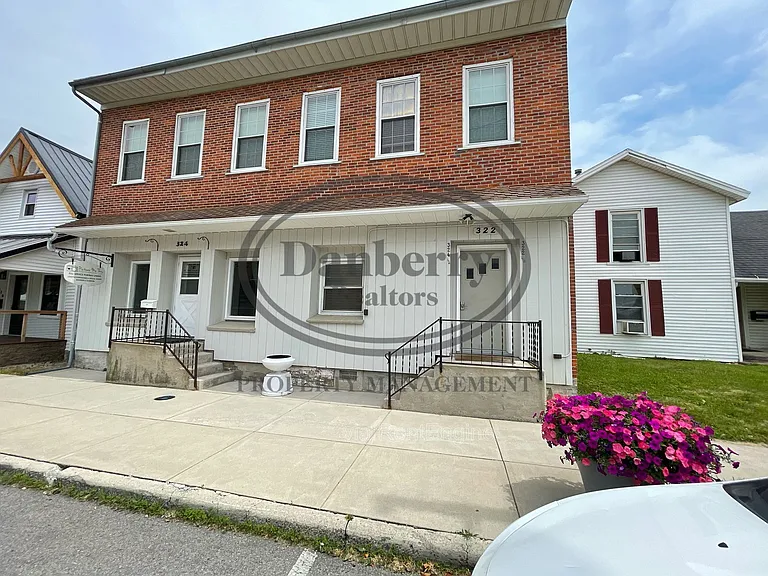 324 N Main St #324 — Photo 1