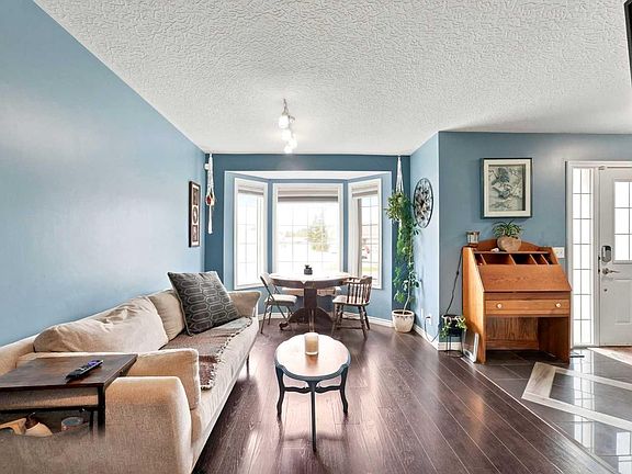 5th image of 4707 44th St