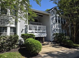 3431 Lakeside View Dr #154, Falls Church, VA 22041