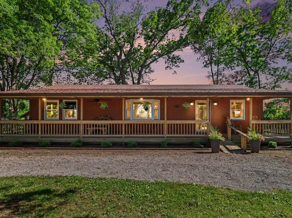 30069 Brandt Rd, Colon, MI 49040