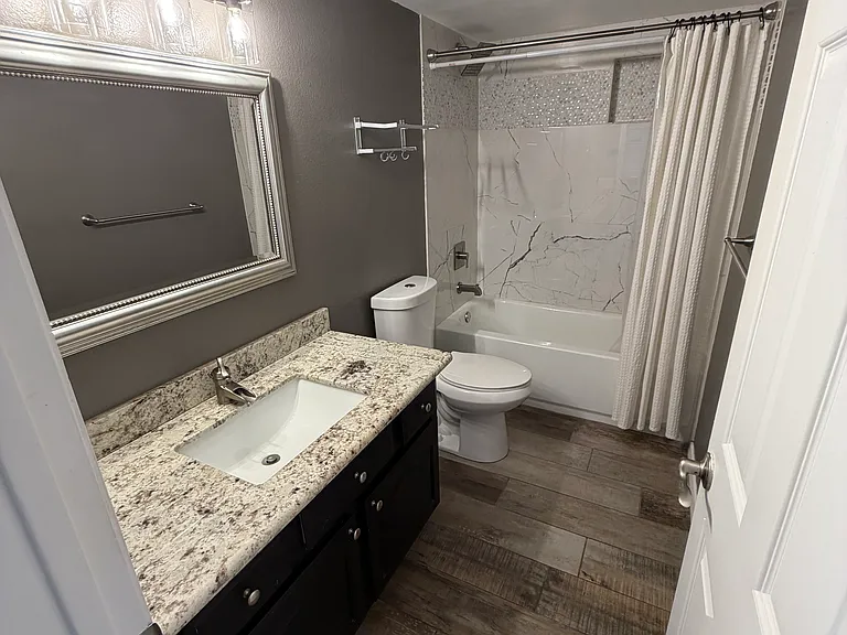 9011 E Sharon Dr — Photo 21