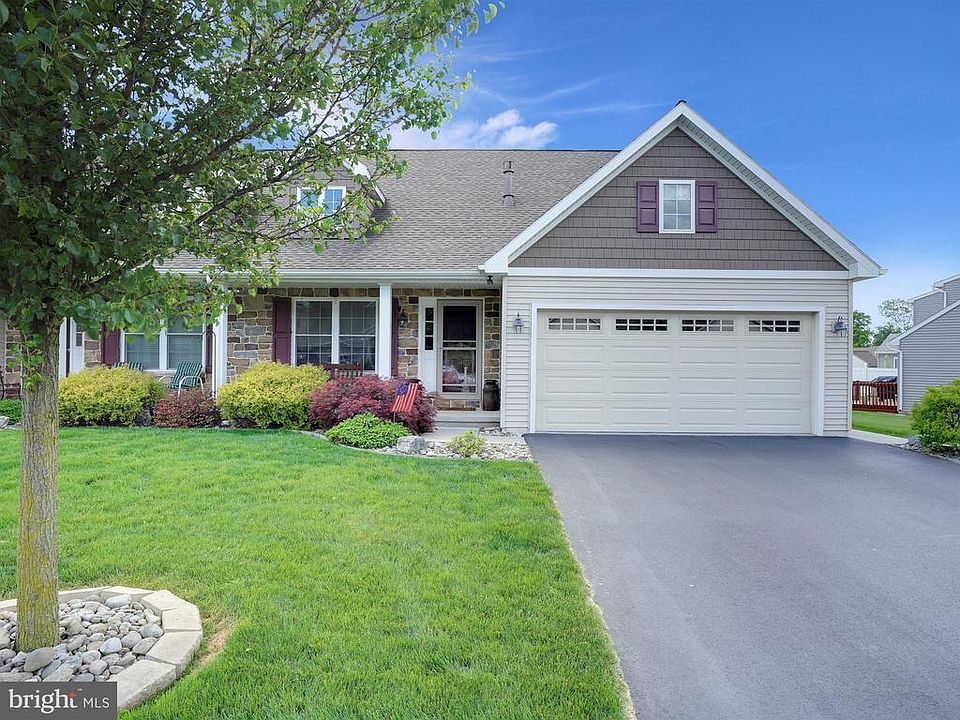 1st image of 5320 Oak Leaf Dr