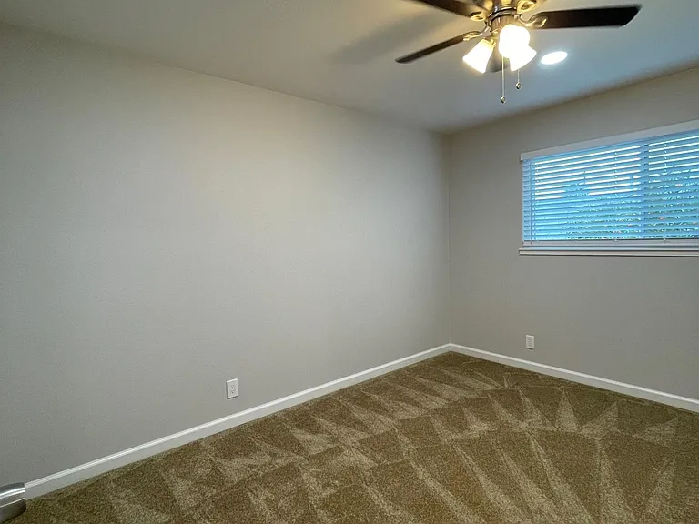 1503 Berrellesa St — Photo 10
