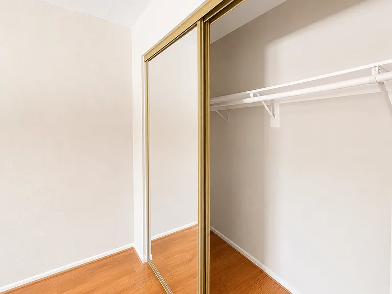 Closet in second bedroom